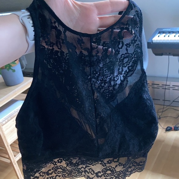 Platinum Black Lace Bralette - Picture 5 of 8